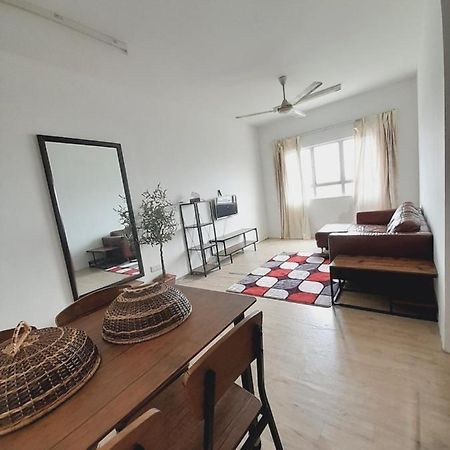 Adinda Homestay Kuala Terengganu Exterior foto